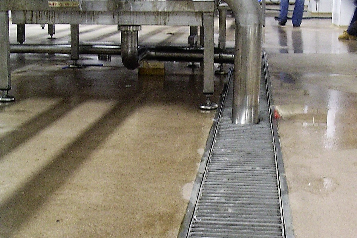 Průmyslové nerezové žlaby