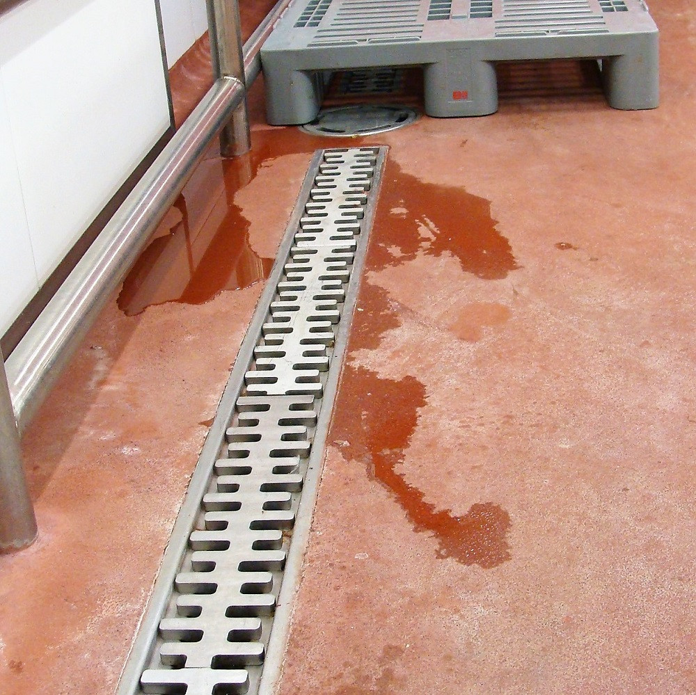 Nerezové hygienické žlaby s roštem