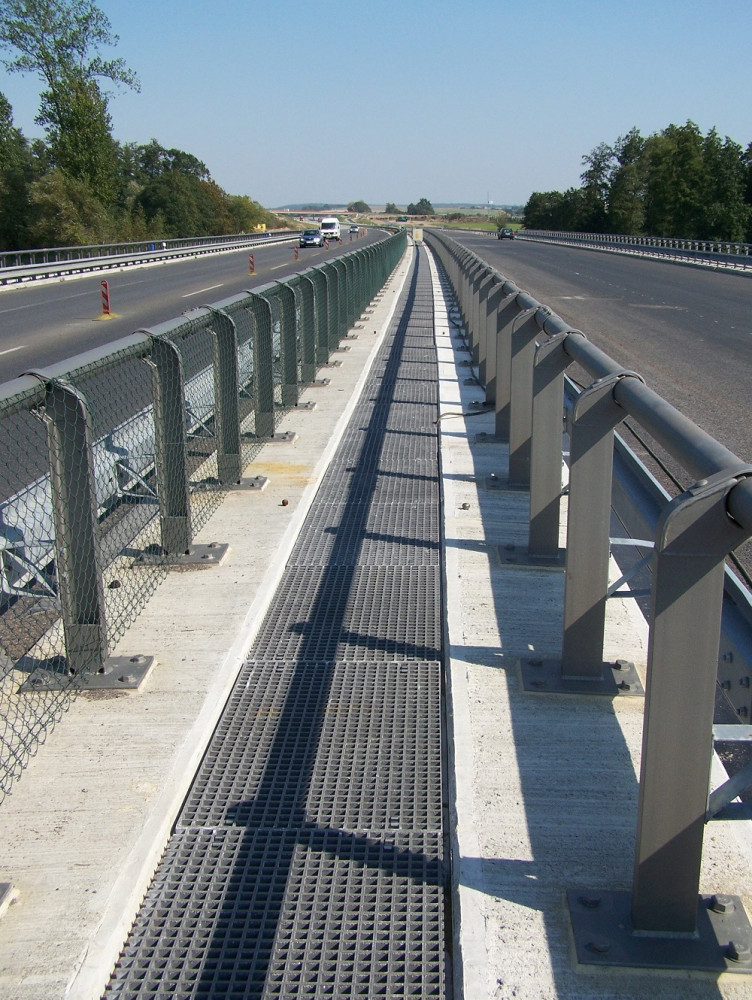 Zakrytí mostních zrcadel