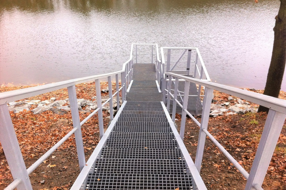 Vodní cesty a povodí řek