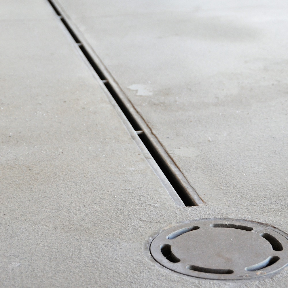 Nerezové štěrbinové žlaby