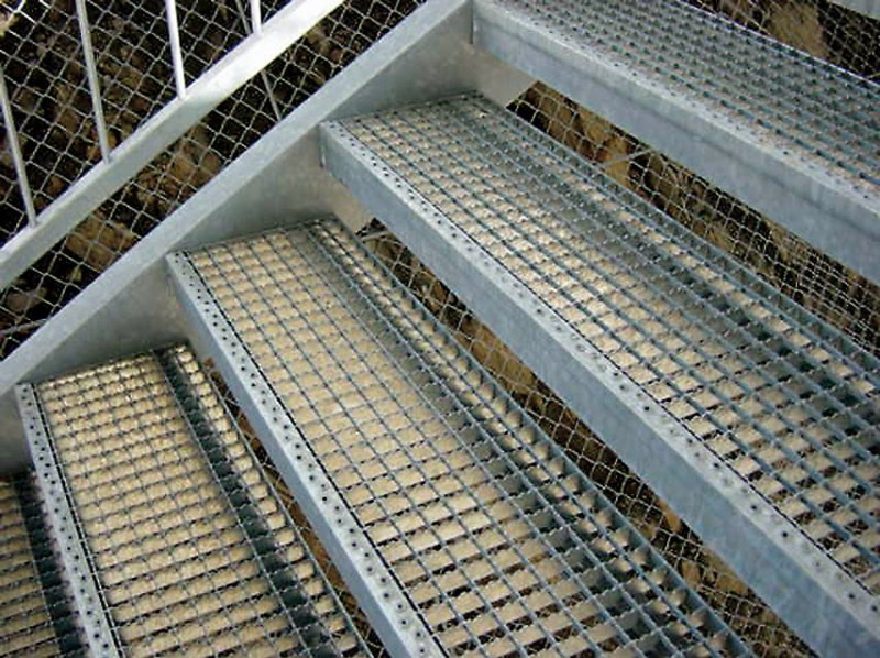 Schodišťové stupně